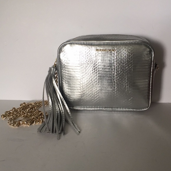 VICTORIA’S SECRET | Official Crossbody Bag - Picture 2 of 9